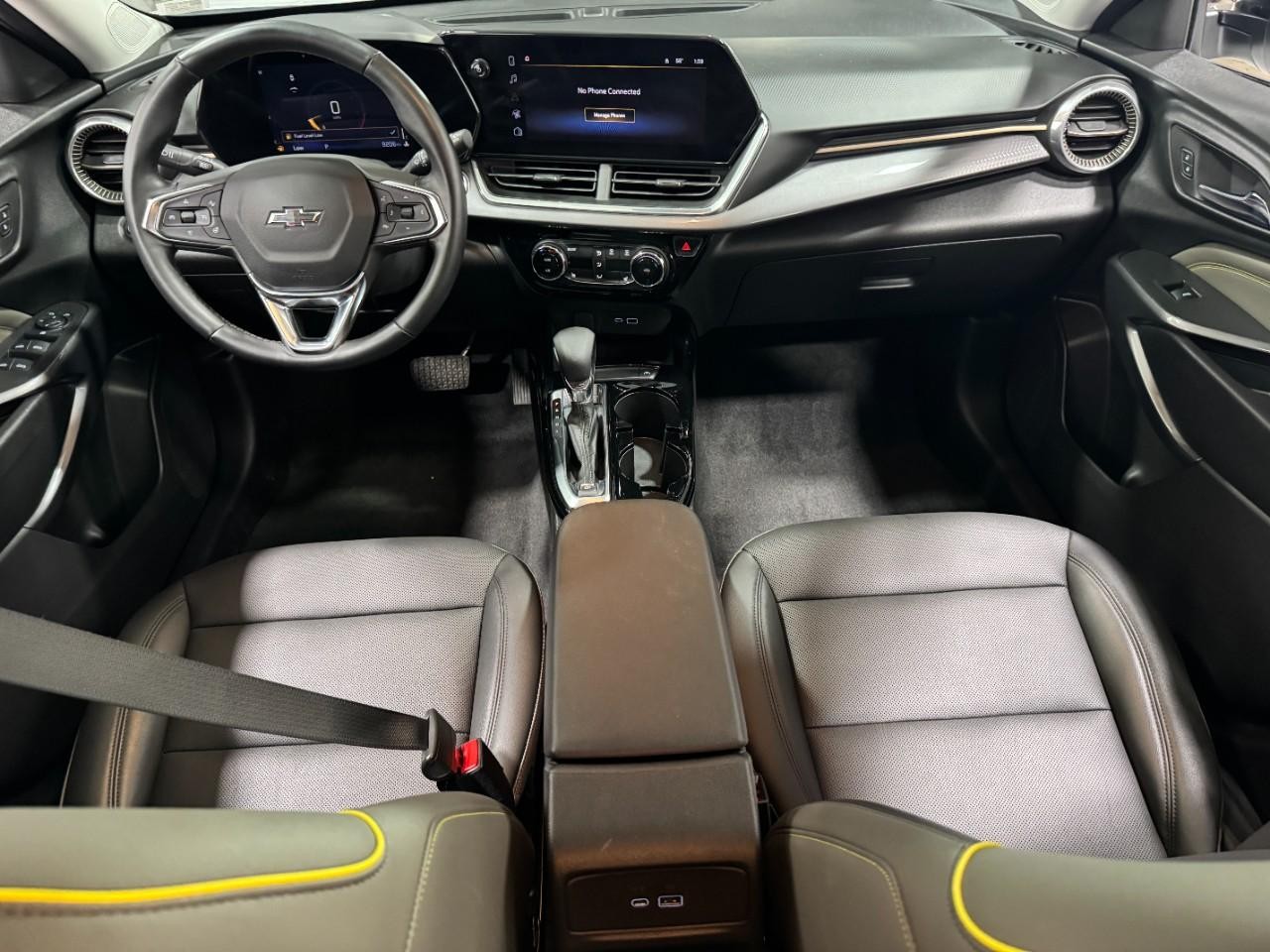 Chevrolet Trax Vehicle Full-screen Gallery Image 12