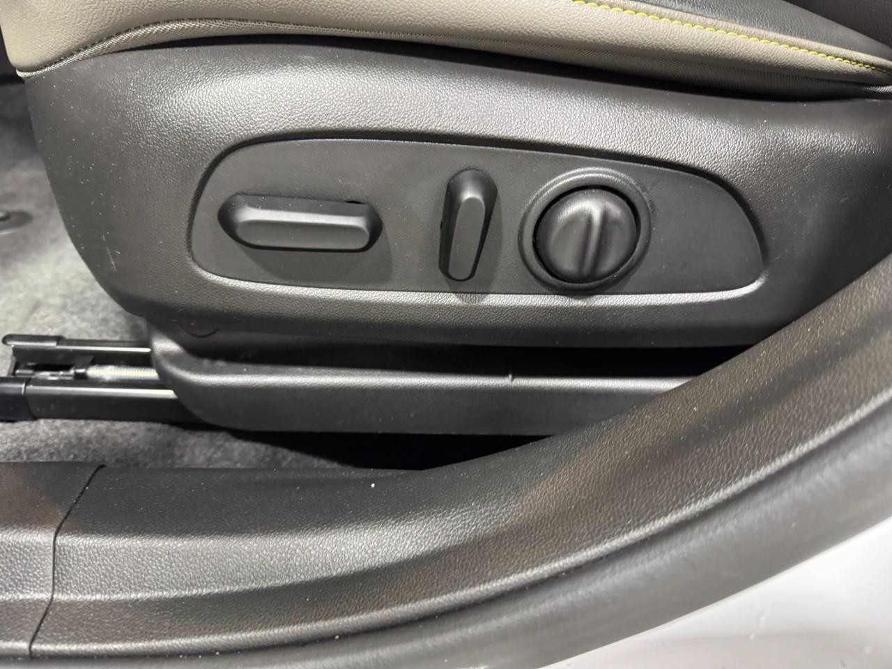 Chevrolet Trax Vehicle Full-screen Gallery Image 27