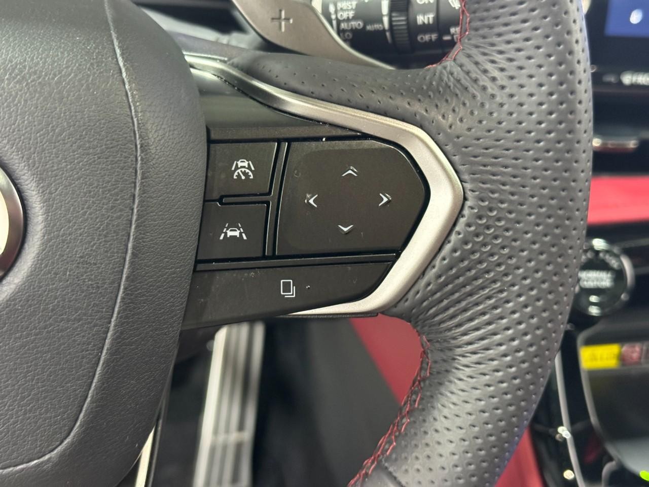 Lexus NX Vehicle Full-screen Gallery Image 27