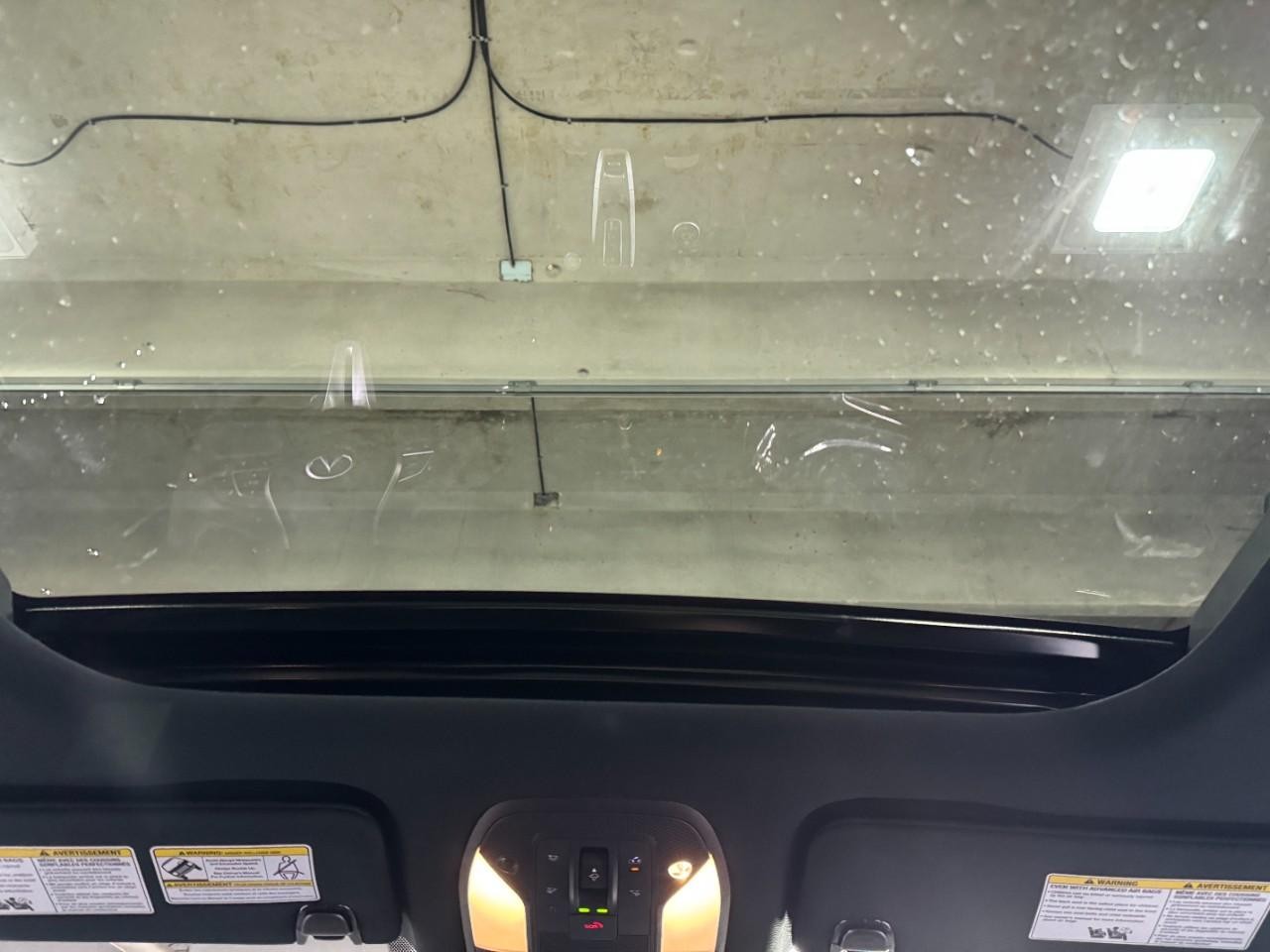 INFINITI QX50 Vehicle Full-screen Gallery Image 11