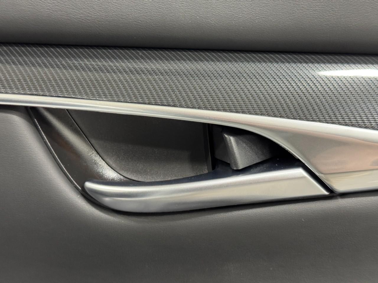 INFINITI QX50 Vehicle Full-screen Gallery Image 21