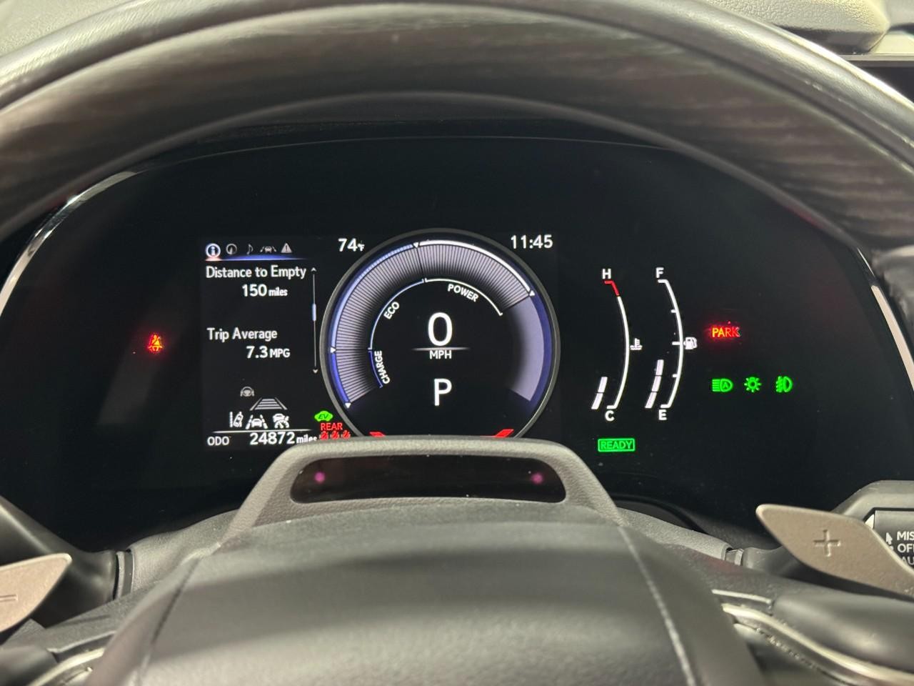 Lexus RX Vehicle Full-screen Gallery Image 29