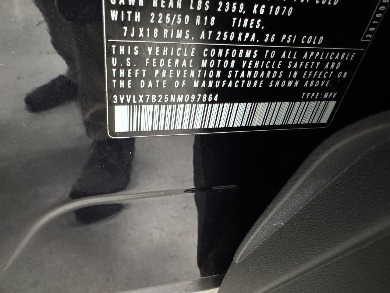 Volkswagen Taos Vehicle Full-screen Gallery Image 34