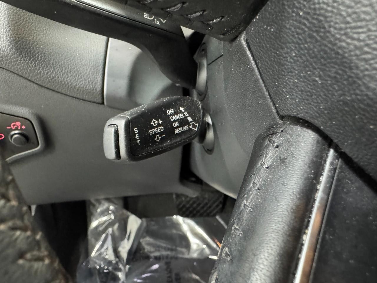 Audi Q5 Vehicle Full-screen Gallery Image 31