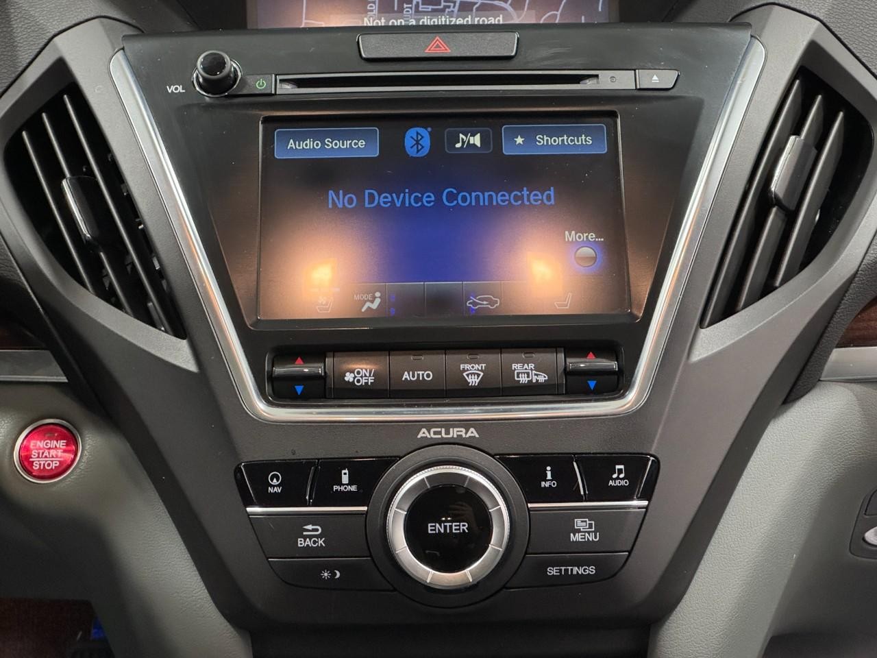 Acura MDX Vehicle Full-screen Gallery Image 18