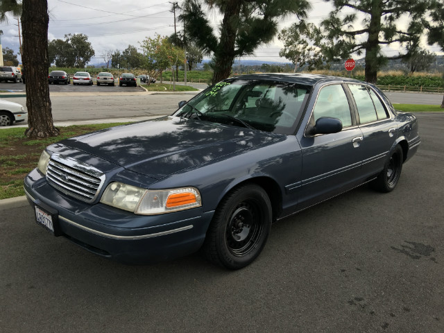 1998 Ford Crown Victoria photo