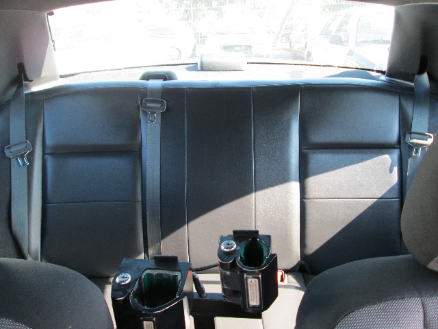 Ford Crown Victoria Vehicle Full-screen Gallery Image 10