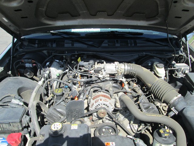 Ford Crown Victoria Vehicle Full-screen Gallery Image 14