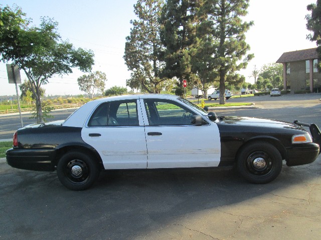 2010 Ford Crown Victoria   at Wild Rose Motors - PoliceInterceptors.info in Anaheim CA