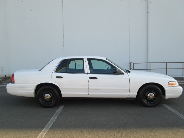 2003 Ford Crown Victoria Police Interceptor at Wild Rose Motors - PoliceInterceptors.info in Anaheim CA
