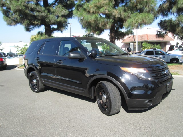 Ford Explorer Vehicle Full-screen Gallery Image 08