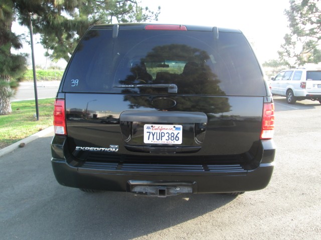 2004 Ford Expedition XLT photo