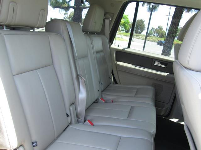 2012 Ford Expedition XL photo