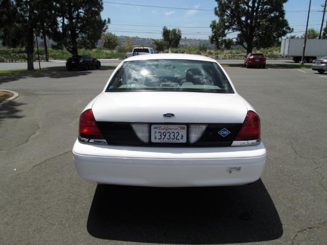 2007 Ford Crown Victoria photo