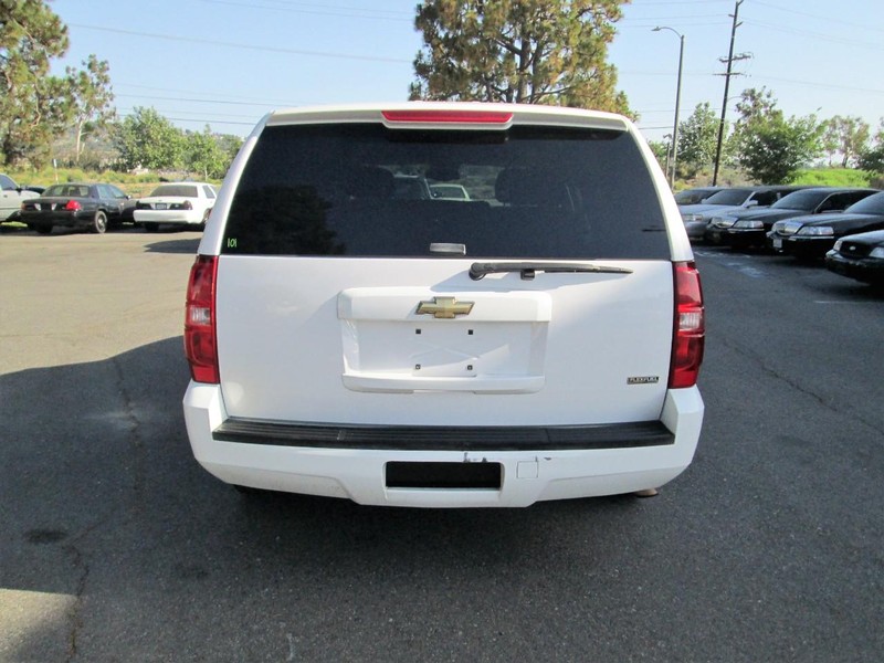 Chevrolet Tahoe Vehicle Full-screen Gallery Image 05