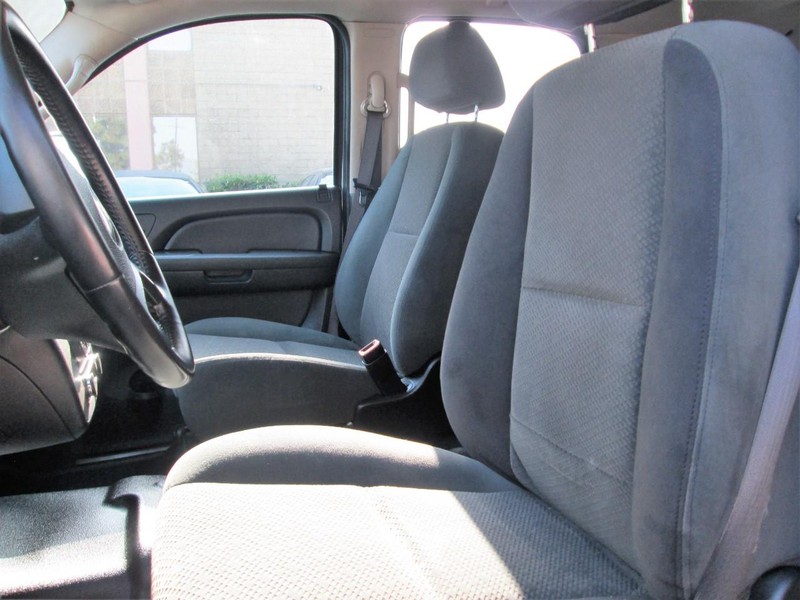 Chevrolet Tahoe Vehicle Full-screen Gallery Image 09