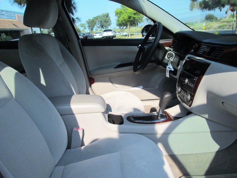 2009 Chevrolet Impala LS photo