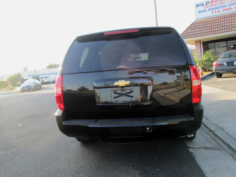 Chevrolet Tahoe Vehicle Full-screen Gallery Image 05