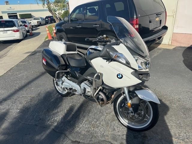 BMW R1200RTP Vehicle Full-screen Gallery Image 07