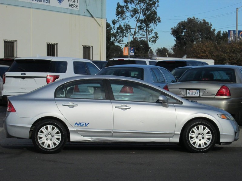 Honda Civic Sedan Vehicle Full-screen Gallery Image 01