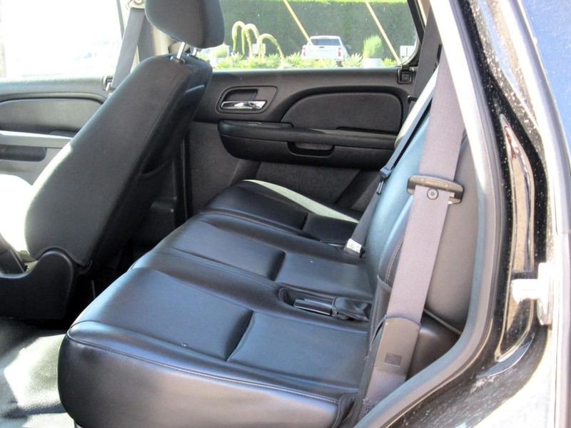 Chevrolet Tahoe Vehicle Full-screen Gallery Image 06