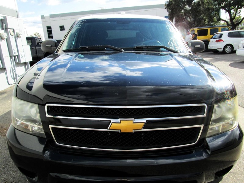 Chevrolet Tahoe Vehicle Full-screen Gallery Image 05