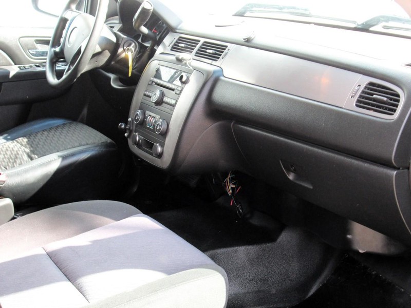 Chevrolet Tahoe Vehicle Full-screen Gallery Image 09