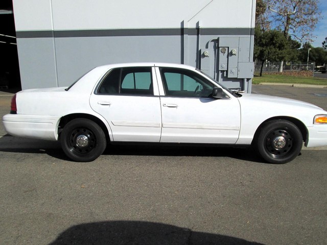 2011 Ford Crown Victoria Police - Photo 3