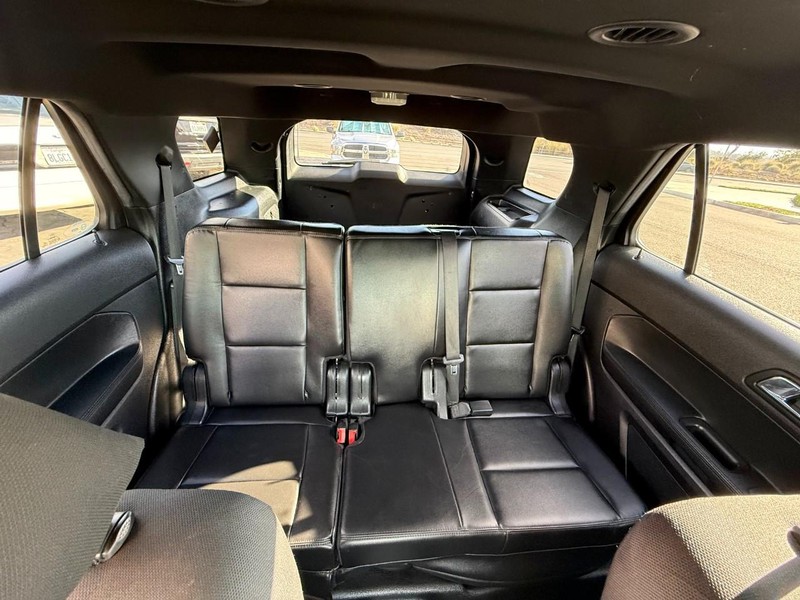 Ford Police Interceptor Utility Vehicle Full-screen Gallery Image 08