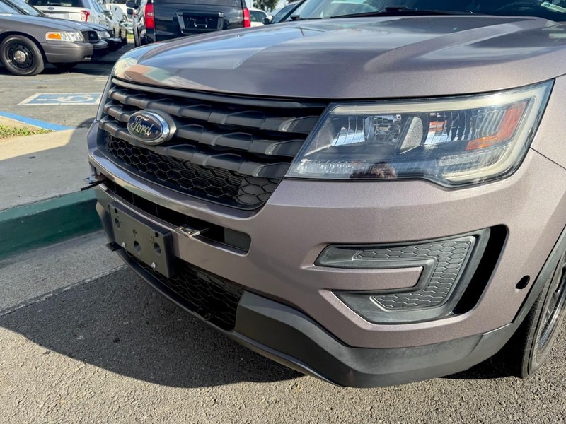 Ford Police Interceptor Utility Vehicle Full-screen Gallery Image 11