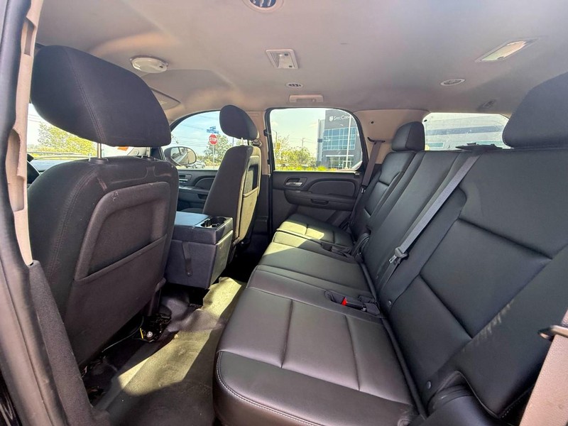 Chevrolet Tahoe Vehicle Full-screen Gallery Image 05