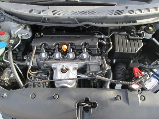 Honda Civic Sedan Vehicle Full-screen Gallery Image 10