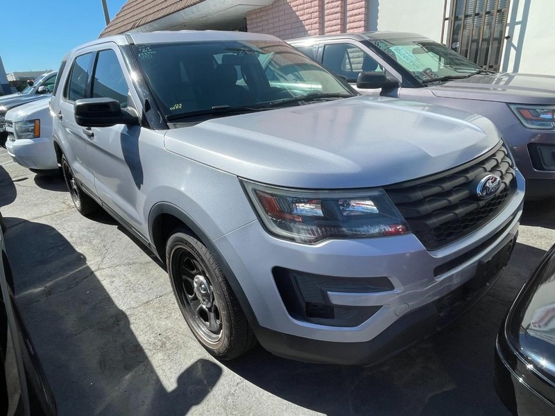 Ford Police Interceptor Utility Vehicle Full-screen Gallery Image 01