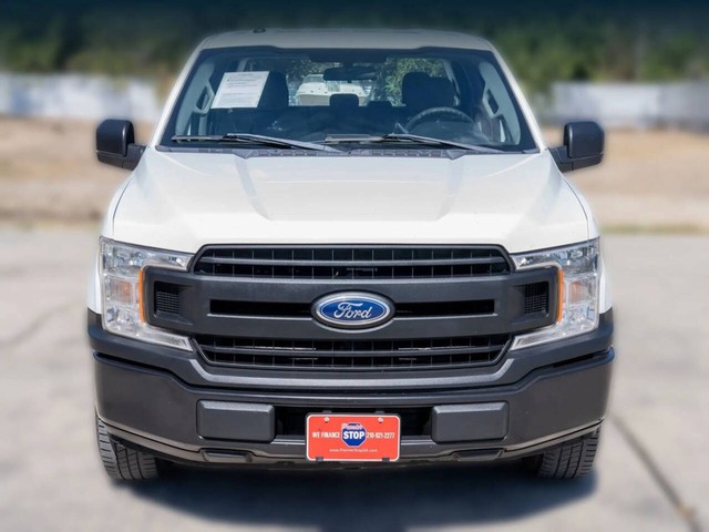 Ford F-150 Vehicle Full-screen Gallery Image 02