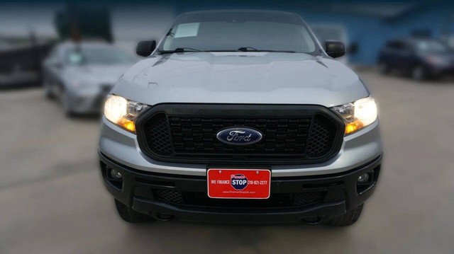 Ford Ranger Vehicle Full-screen Gallery Image 02