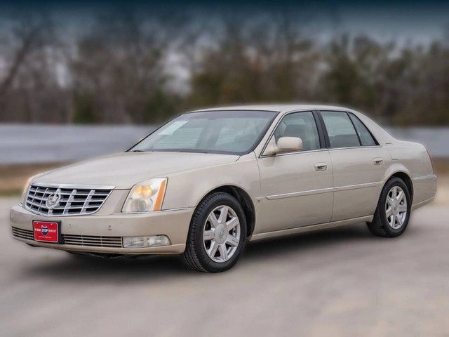 more details - cadillac dts