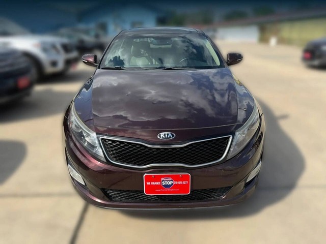 Kia Optima Vehicle Full-screen Gallery Image 02