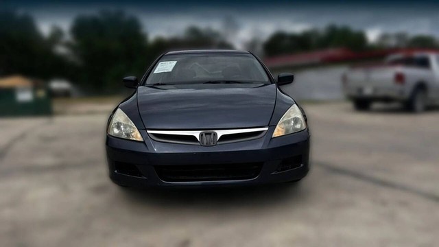 Honda Accord Sedan Vehicle Full-screen Gallery Image 02