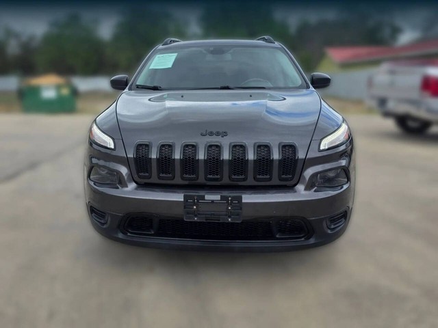 Jeep Cherokee Vehicle Full-screen Gallery Image 02