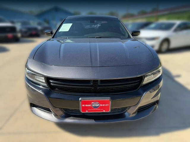 Dodge Charger Vehicle Full-screen Gallery Image 02