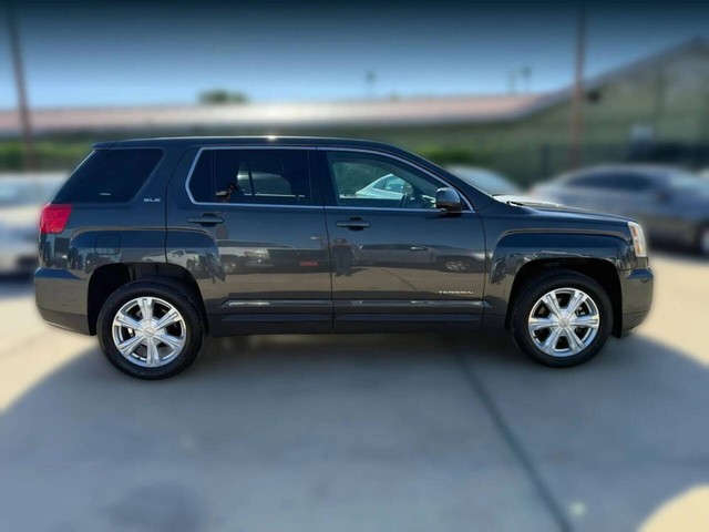 GMC Terrain Vehicle Full-screen Gallery Image 03