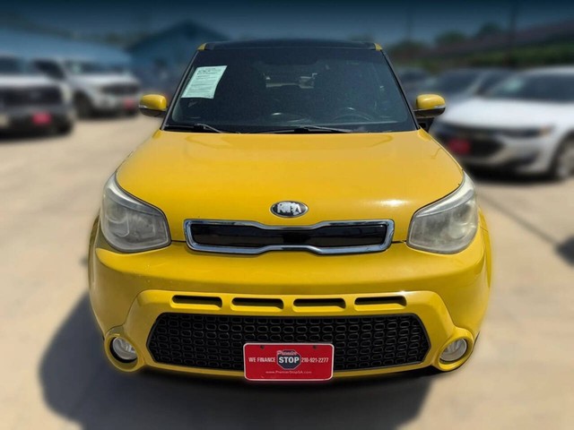 Kia Soul Vehicle Full-screen Gallery Image 02