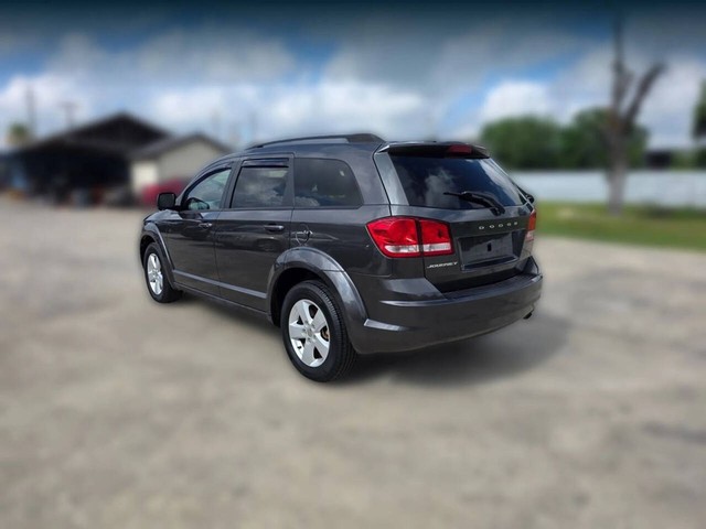 Dodge Journey Vehicle Full-screen Gallery Image 03