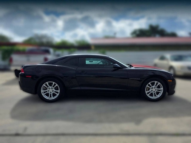 Chevrolet Camaro Vehicle Full-screen Gallery Image 03