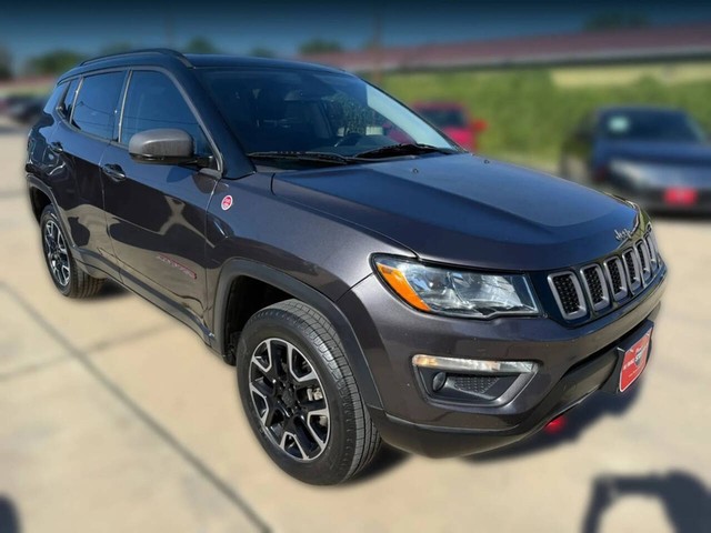 Jeep Compass Vehicle Full-screen Gallery Image 03