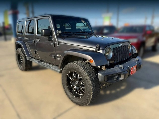 Jeep Wrangler Unlimited Vehicle Full-screen Gallery Image 02