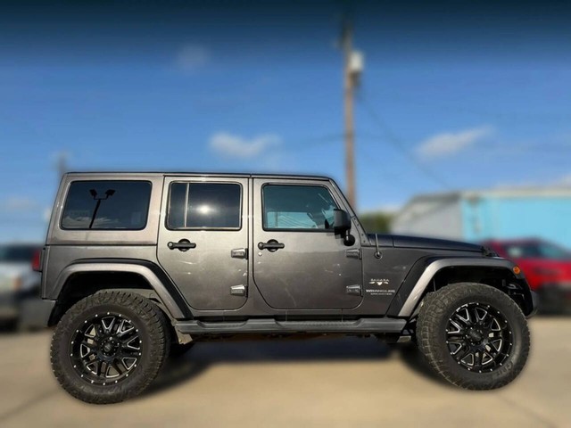 Jeep Wrangler Unlimited Vehicle Full-screen Gallery Image 03