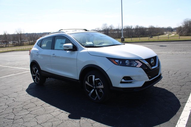 2022 Nissan Rogue Sport SL at St. Charles Nissan in St. Peters MO
