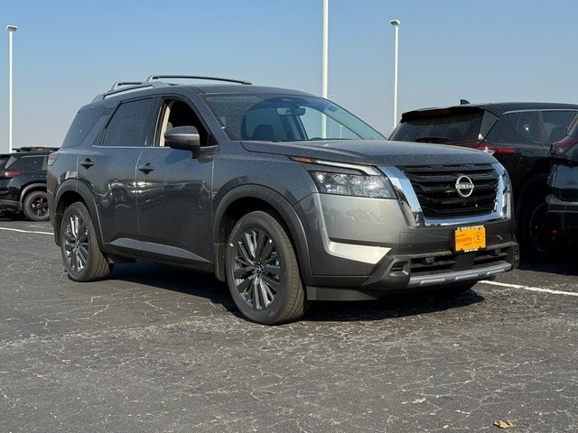 2025 Nissan Pathfinder SL at St. Charles Nissan in St. Peters MO