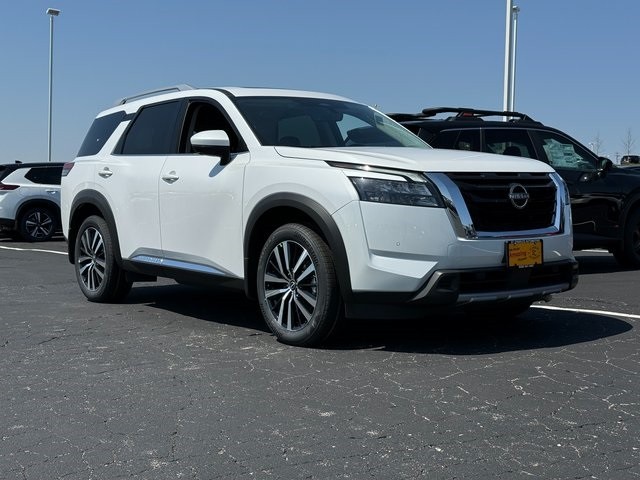 2025 Nissan Pathfinder Platinum at St. Charles Nissan in St. Peters MO